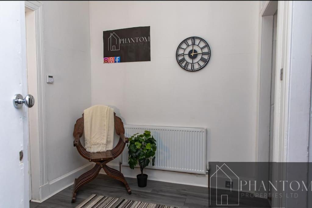 Complex Suite Glasgow Luaran gambar